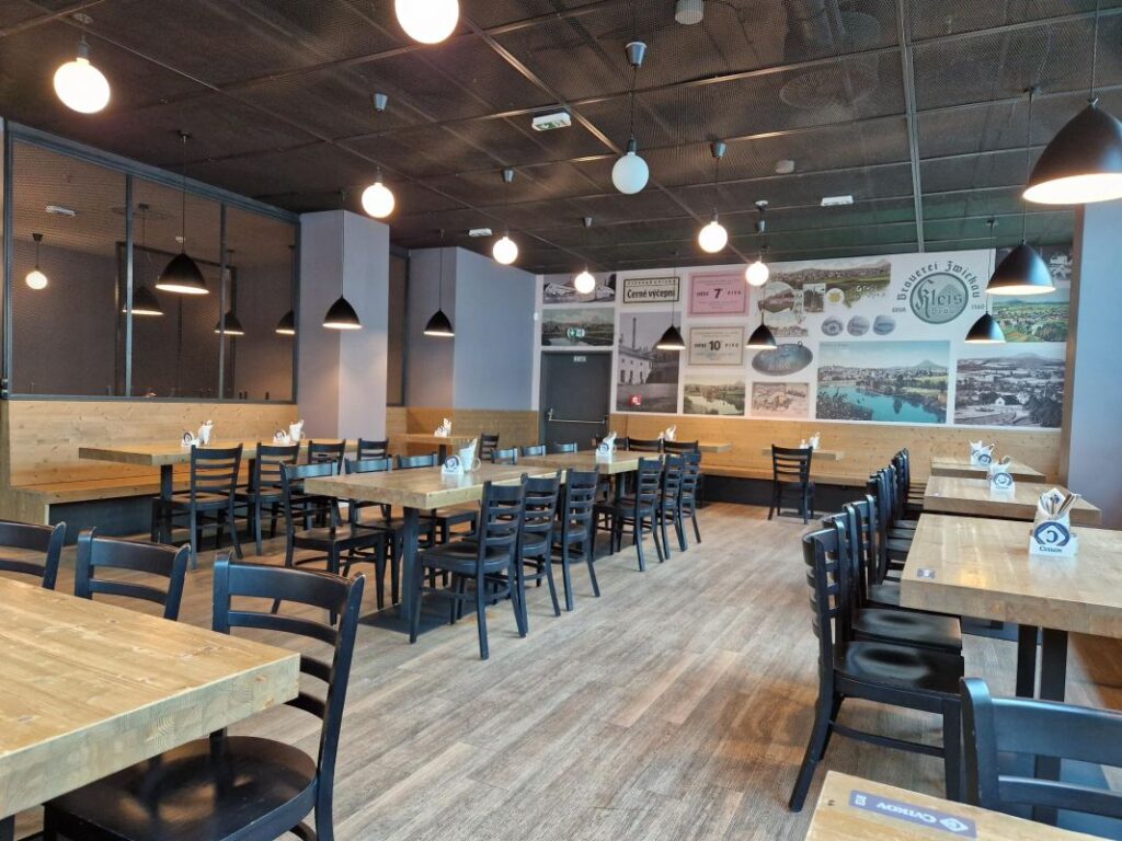 Kvíz v pivovarské restaurace SLADOVNA, Praha Lužiny